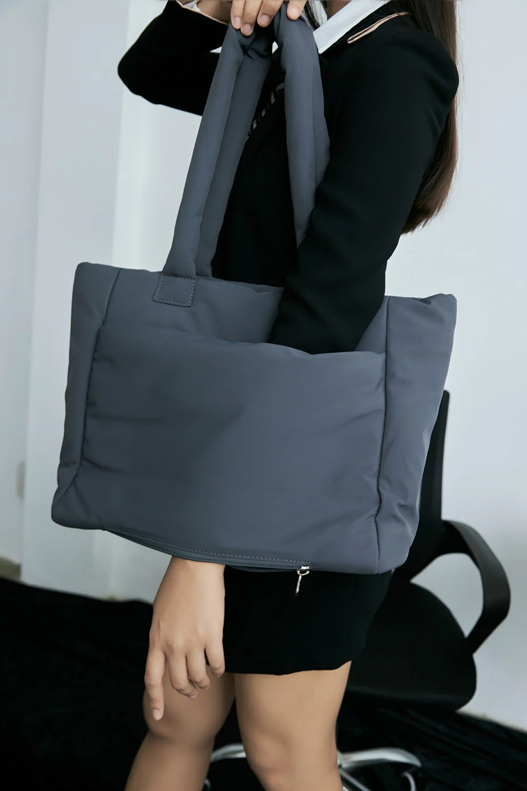 Go-Getter Laptop Tote (Nylon Charcoal Blue) - Image 6
