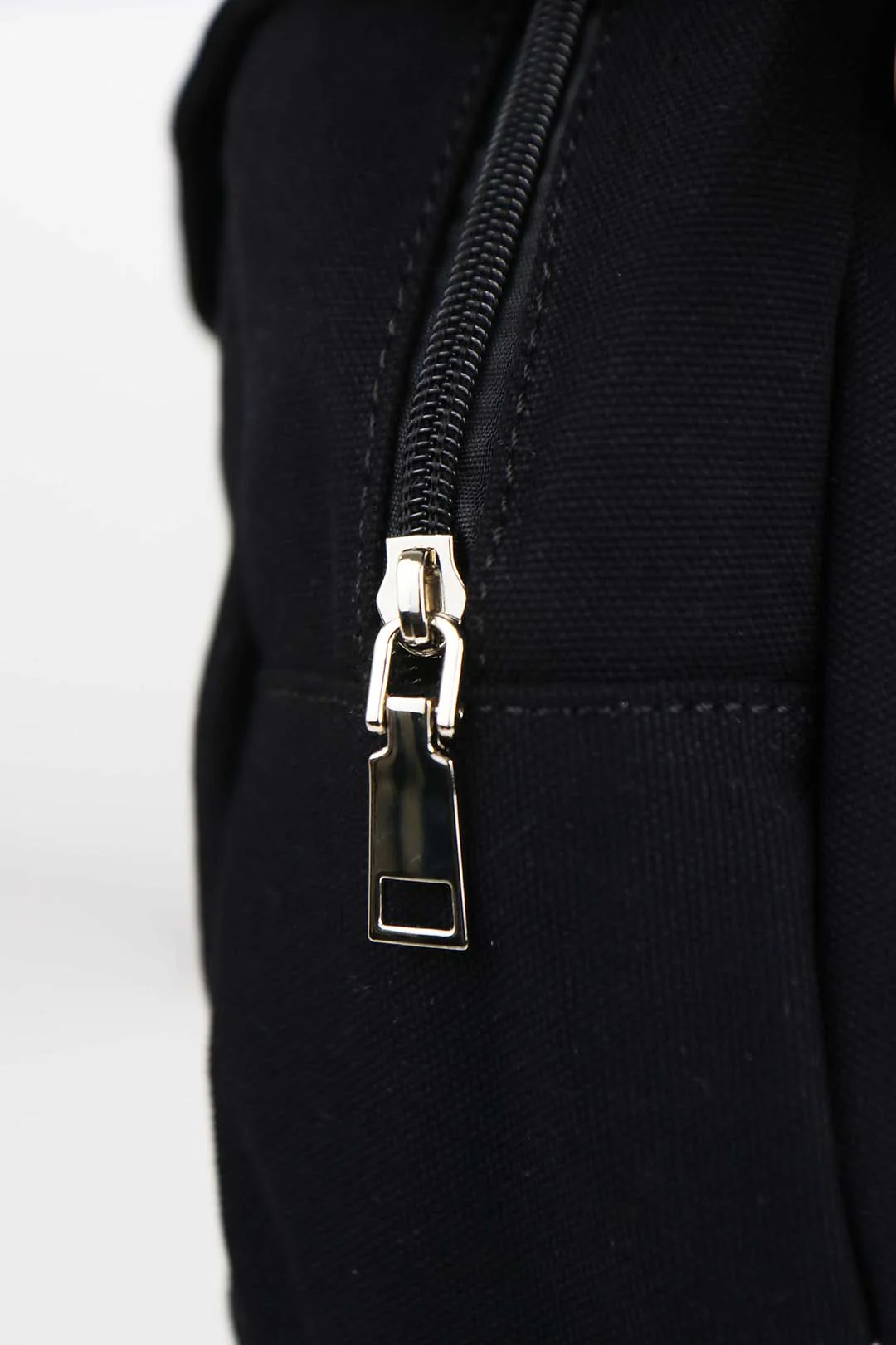 Good Times Circle Tote (Black) - Image 7